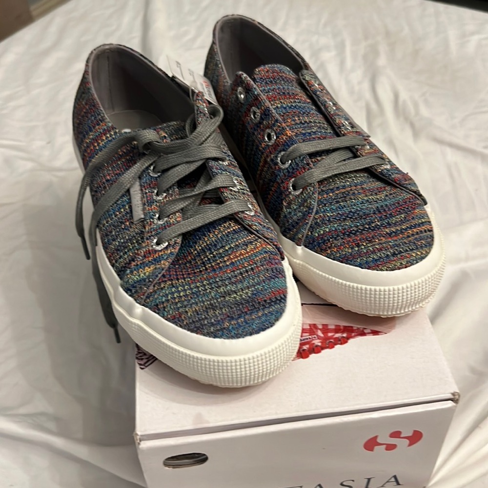 NWT SUPERGA FANTASIA SIZE 7 GREY LACES